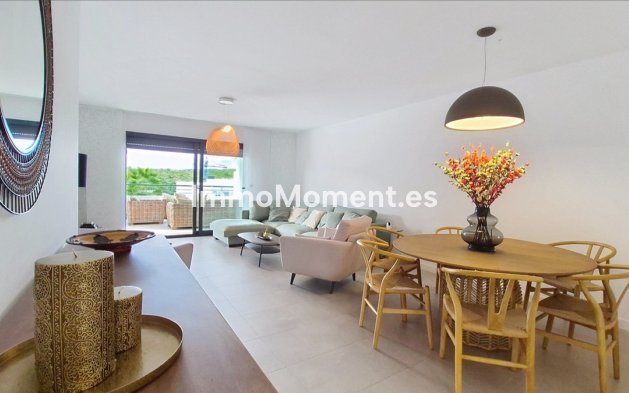 Resale - Apartment - Casares - Casares Centro
