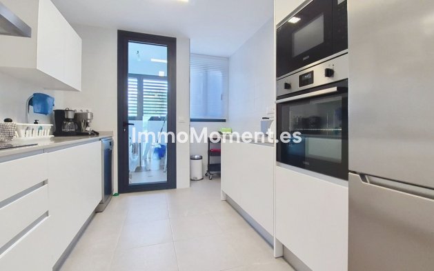 Resale - Apartment - Casares - Casares Centro