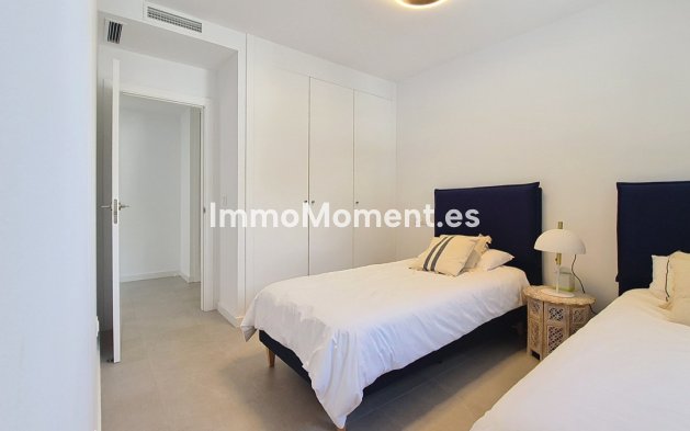 Resale - Apartment - Casares - Casares Centro