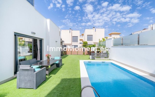 Revente - Villa individuelle - Torrevieja - Torrevieja Centro
