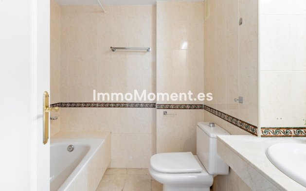 Revente - Appartement - Marbella - Nueva Andalucía