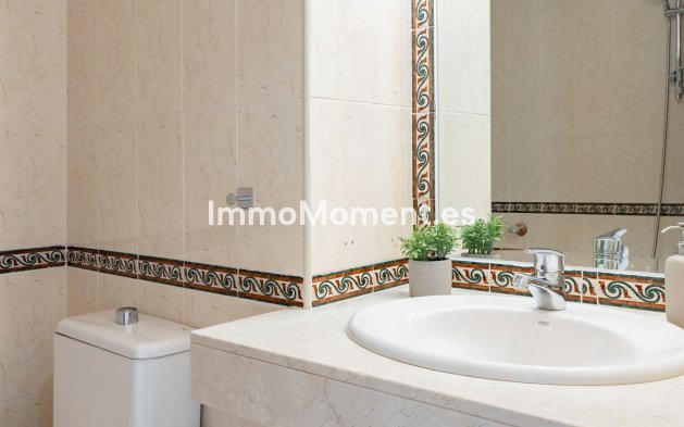Revente - Appartement - Marbella - Nueva Andalucía