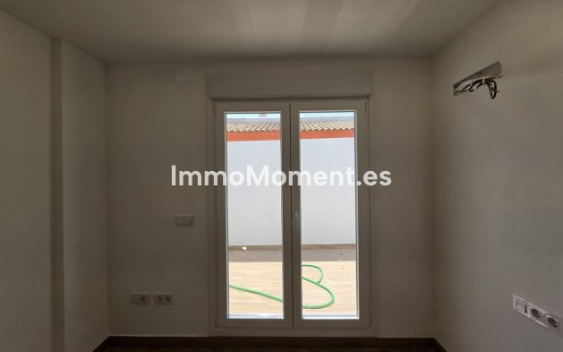 Resale - Detached villa - Manilva