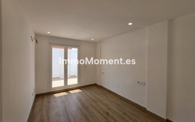 Resale - Detached villa - Manilva