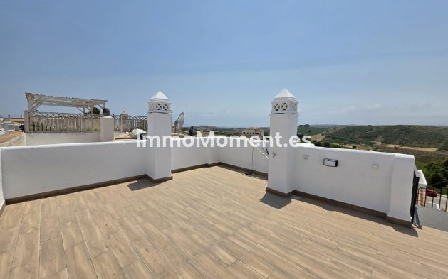 Resale - Detached villa - Manilva