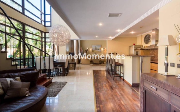 Bestaande woning - Vrijstaande villa - Marbella - Puerto Banús