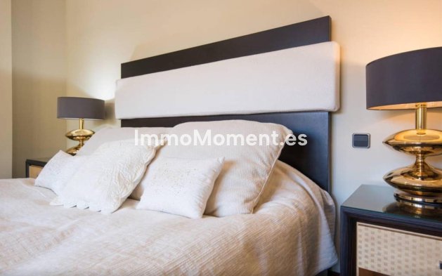 Bestaande woning - Vrijstaande villa - Marbella - Puerto Banús