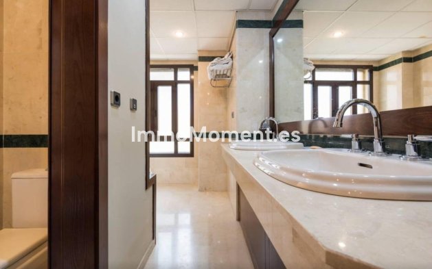 Bestaande woning - Vrijstaande villa - Marbella - Puerto Banús