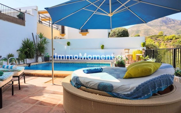 Bestaande woning - Vrijstaande villa - Binnenland  - Alhaurín el Grande Centro