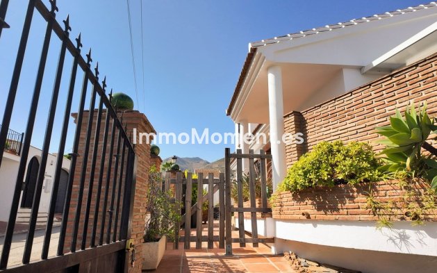 Bestaande woning - Vrijstaande villa - Binnenland  - Alhaurín el Grande Centro