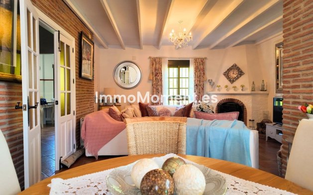 Bestaande woning - Vrijstaande villa - Binnenland  - Alhaurín el Grande Centro