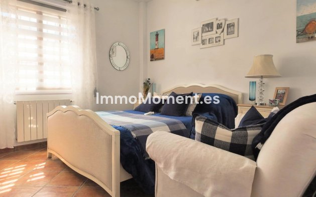 Bestaande woning - Vrijstaande villa - Binnenland  - Alhaurín el Grande Centro
