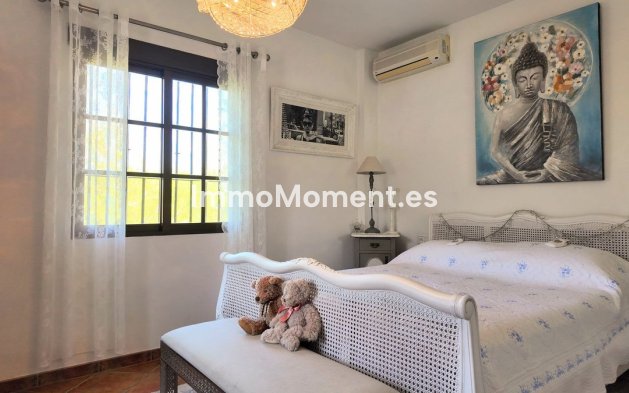 Bestaande woning - Vrijstaande villa - Binnenland  - Alhaurín el Grande Centro