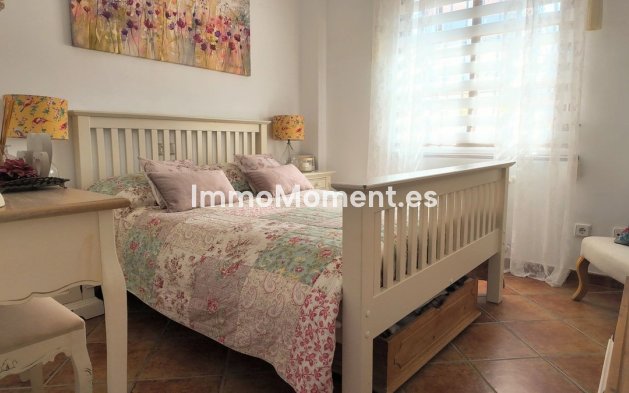 Bestaande woning - Vrijstaande villa - Binnenland  - Alhaurín el Grande Centro