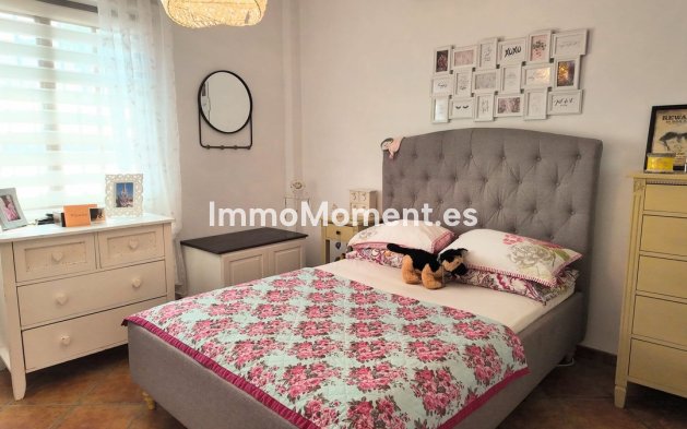 Bestaande woning - Vrijstaande villa - Binnenland  - Alhaurín el Grande Centro