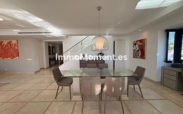 Bestaande woning - Appartement - Estepona  - Costalita