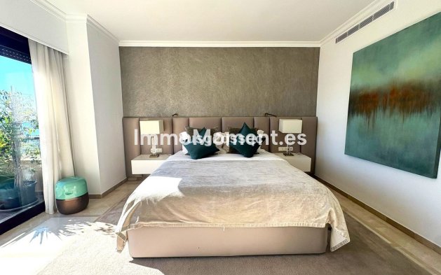 Bestaande woning - Appartement - Estepona  - Costalita