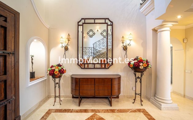 Bestaande woning - Vrijstaande villa - Estepona  - Atalaya