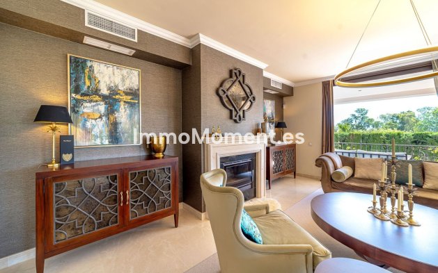 Bestaande woning - Vrijstaande villa - Estepona  - Atalaya