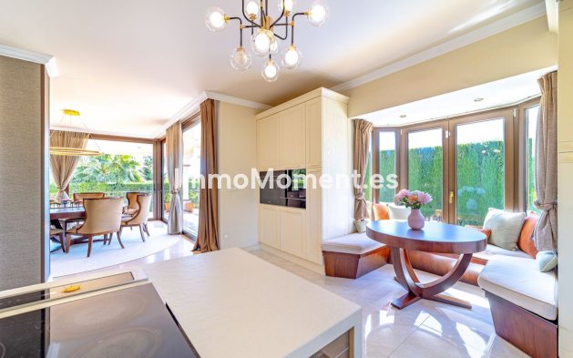 Bestaande woning - Vrijstaande villa - Estepona  - Atalaya