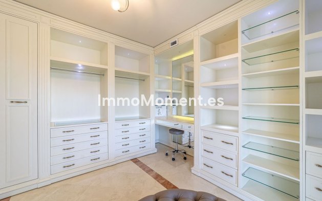 Bestaande woning - Vrijstaande villa - Estepona  - Atalaya