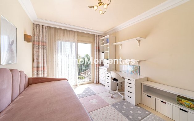 Bestaande woning - Vrijstaande villa - Estepona  - Atalaya
