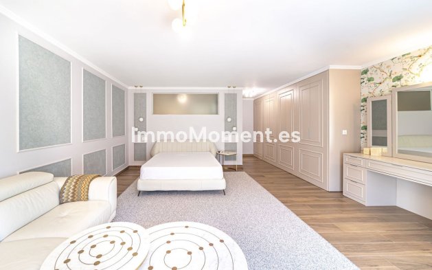 Bestaande woning - Vrijstaande villa - Estepona  - Atalaya