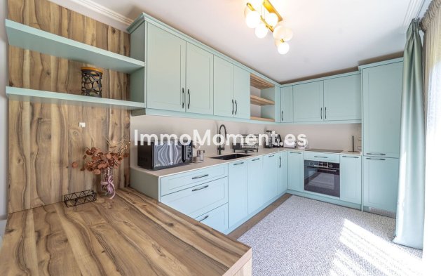 Bestaande woning - Vrijstaande villa - Estepona  - Atalaya