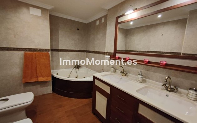 Resale - Apartment - Villajoyosa - Villajoyosa Centro