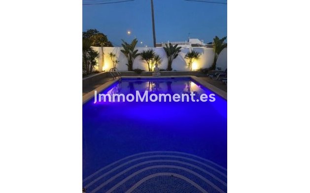 Resale - Detached villa - Torrevieja - Torrevieja Centro