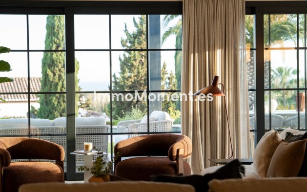 Resale - Detached villa - Estepona - Estepona Centro