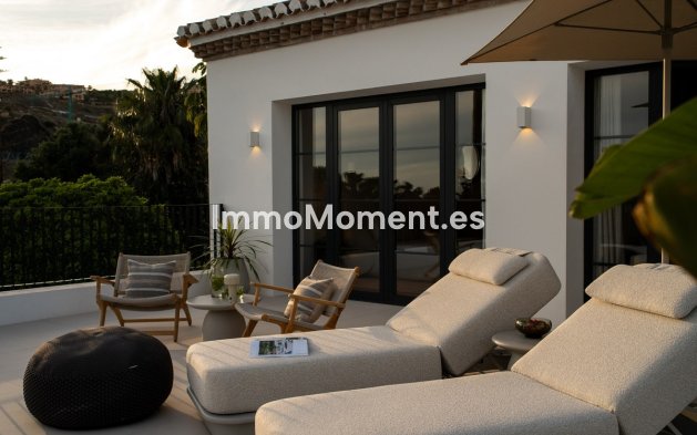 Resale - Detached villa - Estepona - Estepona Centro
