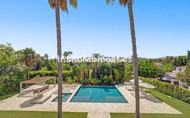 Resale - Detached villa - Marbella - Nueva Andalucía