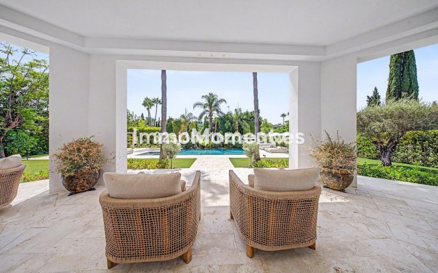 Resale - Detached villa - Marbella - Nueva Andalucía