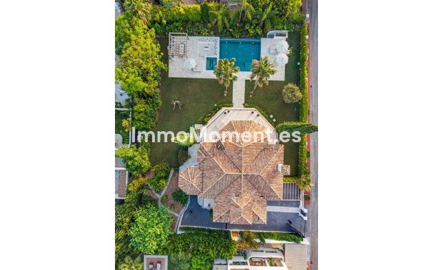 Resale - Detached villa - Marbella - Nueva Andalucía