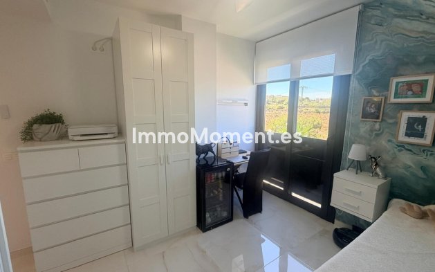 Resale - Apartment - Torrevieja - Torrevieja Centro
