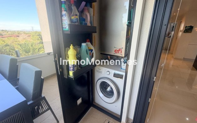 Resale - Apartment - Torrevieja - Torrevieja Centro