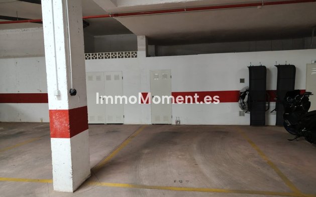 Resale - Apartment - Torrevieja - Torrevieja Centro