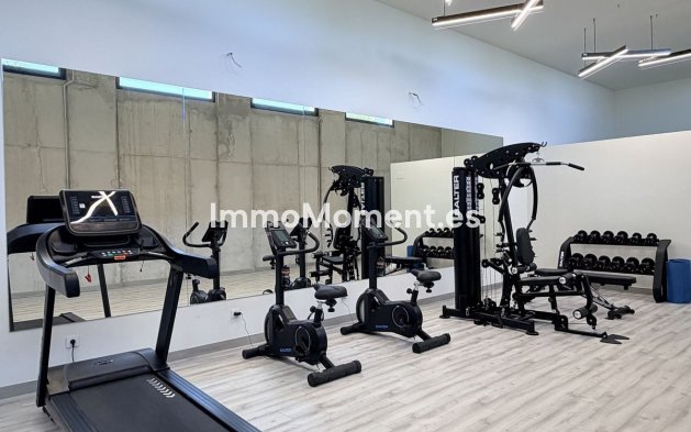 Resale - Apartment - Benalmadena - Benalmadena Centro