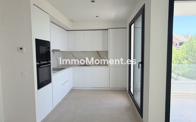 Resale - Apartment - Benalmadena - Benalmadena Centro