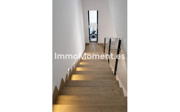 Resale - Townhouse - Dolores - Dolores Centro