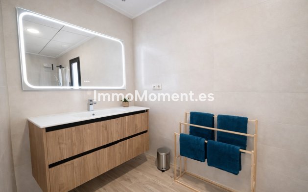 Resale - Townhouse - Dolores - Dolores Centro