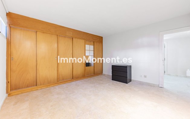 Resale - Detached villa - Marbella - Nueva Andalucía