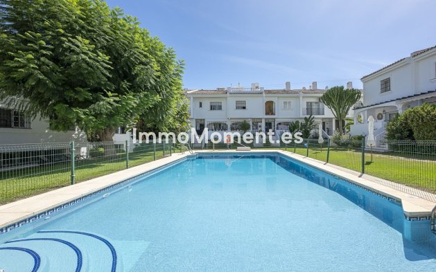 Resale - Detached villa - Marbella - Nueva Andalucía