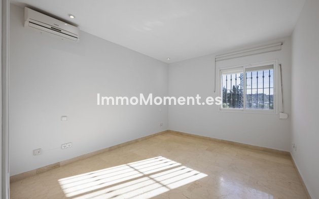 Resale - Detached villa - Marbella - Nueva Andalucía