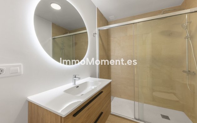 Resale - Detached villa - Marbella - Nueva Andalucía