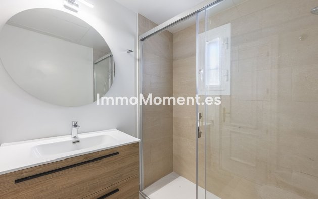 Resale - Detached villa - Marbella - Nueva Andalucía