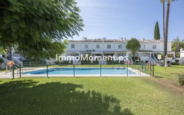 Resale - Detached villa - Marbella - Nueva Andalucía
