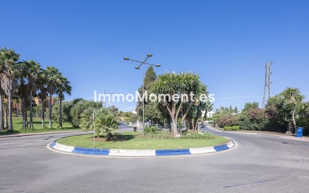 Resale - Detached villa - Marbella - Nueva Andalucía