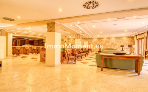 Reventa - Apartamento - Estepona  - Estepona Centro